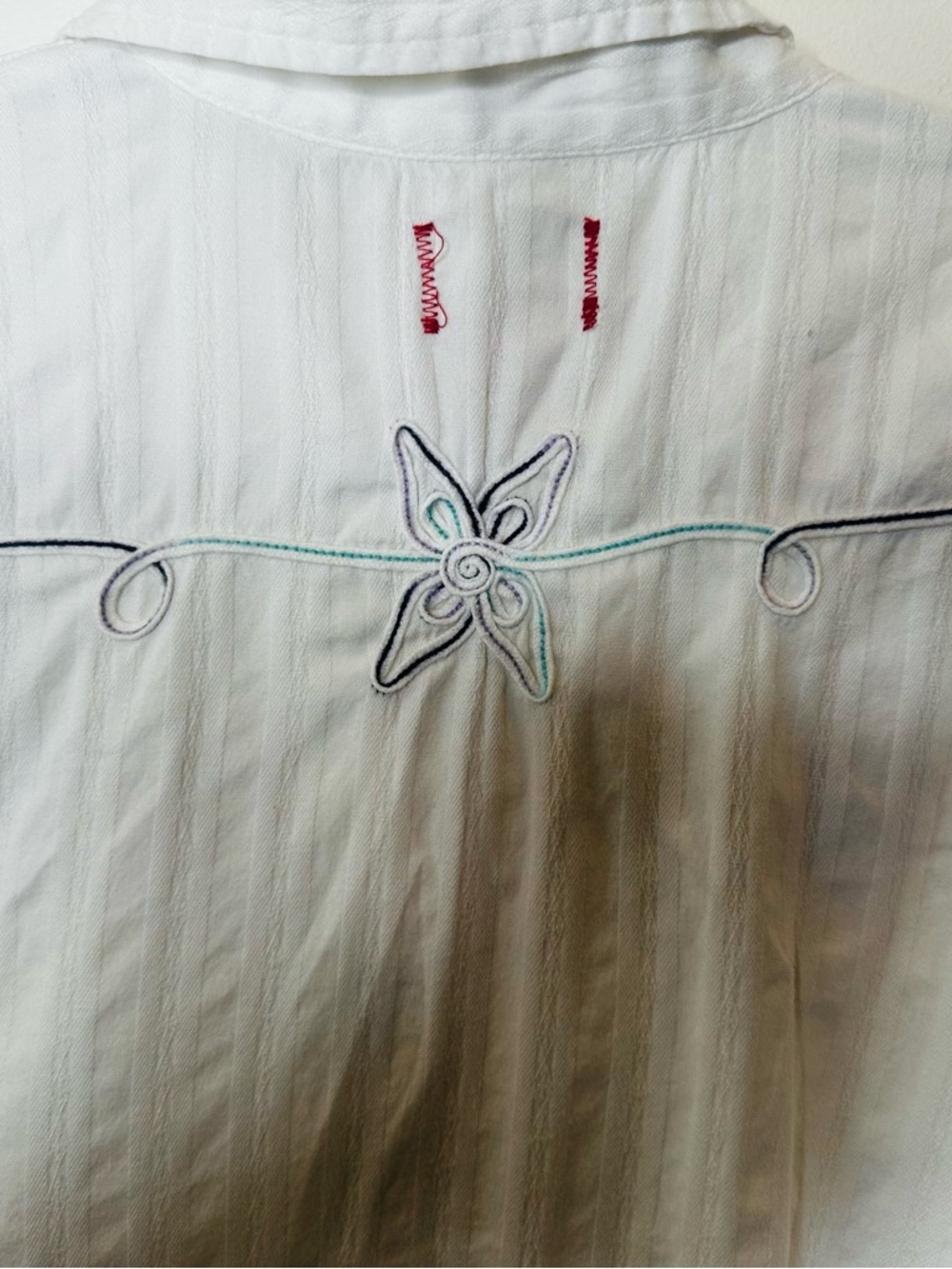 Vintage Red White Western Embroidered Snap Shirt Cowboy XL - Picture 7 of 9